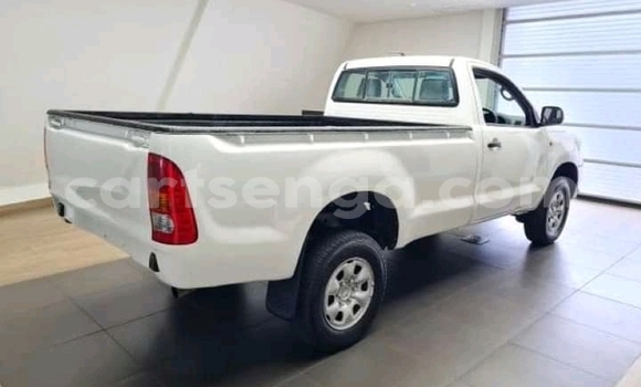 Acheter Occasion Voiture Toyota Hilux Blanc à Manzini, Manzini Acheter Occasion Voiture Toyota Hilux Blanc à Manzini, Manzini