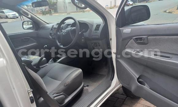 Acheter Occasion Voiture Toyota Hilux Blanc à Manzini, Manzini Acheter Occasion Voiture Toyota Hilux Blanc à Manzini, Manzini