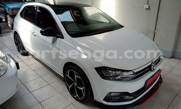 Nunua Ilio tumika Volkswagen Polo GTI White Gari ndani ya Manzini nchini Manzini Nunua Ilio tumika Volkswagen Polo GTI White Gari ndani ya Manzini nchini Manzini