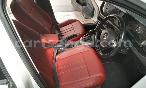 Nunua Ilio tumika Volkswagen Polo GTI White Gari ndani ya Manzini nchini Manzini Nunua Ilio tumika Volkswagen Polo GTI White Gari ndani ya Manzini nchini Manzini