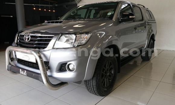 Nunua Ilio tumika Toyota Hilux Silver Gari ndani ya Ezulwini nchini Hhohho Nunua Ilio tumika Toyota Hilux Silver Gari ndani ya Ezulwini nchini Hhohho