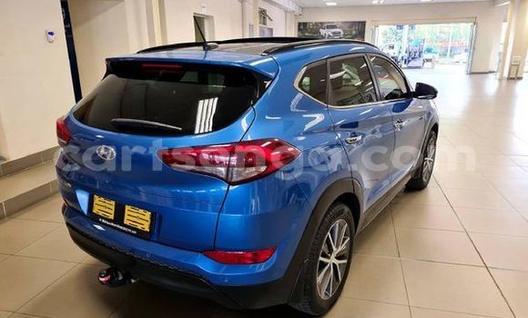 Buy Used Hyundai Tucson Blue Car in Ezulwini in Hhohho Buy Used Hyundai Tucson Blue Car in Ezulwini in Hhohho
