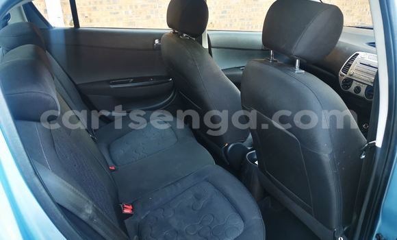 Buy Used Hyundai i20 Blue Car in Ezulwini in Hhohho Buy Used Hyundai i20 Blue Car in Ezulwini in Hhohho