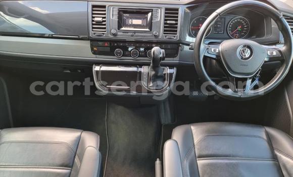 Acheter Occasion Voiture Volkswagen Caravelle Blanc à Ezulwini, Hhohho Acheter Occasion Voiture Volkswagen Caravelle Blanc à Ezulwini, Hhohho