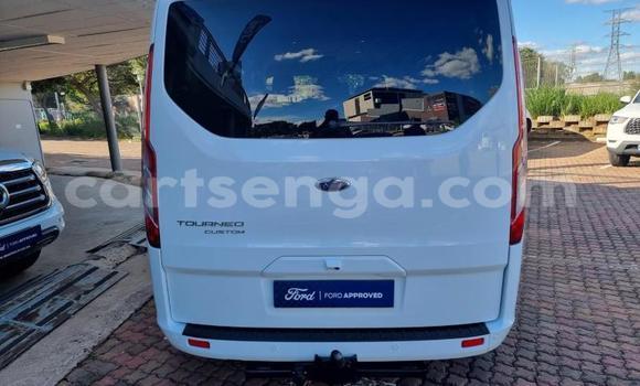 Acheter Occasion Voiture Ford Tourneo Courier Blanc à Ezulwini, Hhohho Acheter Occasion Voiture Ford Tourneo Courier Blanc à Ezulwini, Hhohho