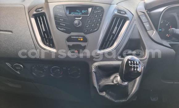 Acheter Occasion Voiture Ford Tourneo Courier Blanc à Ezulwini, Hhohho Acheter Occasion Voiture Ford Tourneo Courier Blanc à Ezulwini, Hhohho