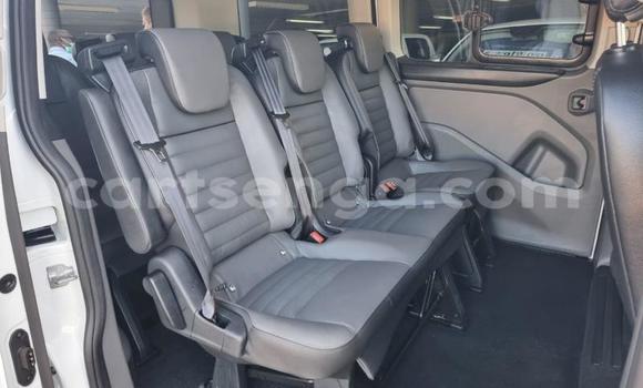 Acheter Occasion Voiture Ford Tourneo Courier Blanc à Ezulwini, Hhohho Acheter Occasion Voiture Ford Tourneo Courier Blanc à Ezulwini, Hhohho