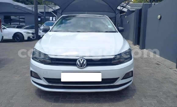 Nunua Ilio tumika Volkswagen Polo White Gari ndani ya Hlatikulu nchini Wilaya ya Shiselweni Nunua Ilio tumika Volkswagen Polo White Gari ndani ya Hlatikulu nchini Wilaya ya Shiselweni