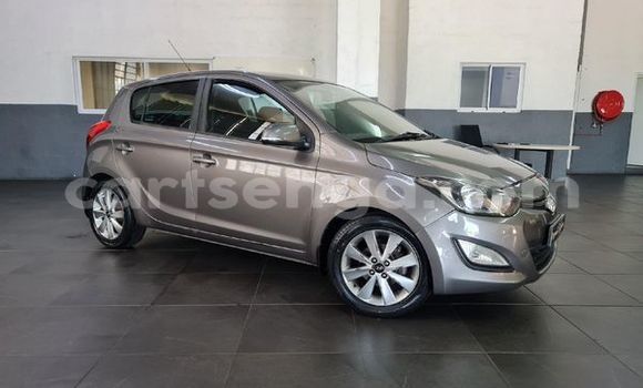 Acheter Occasion Voiture Hyundai i20 Gris à Mankayane, Manzini Acheter Occasion Voiture Hyundai i20 Gris à Mankayane, Manzini