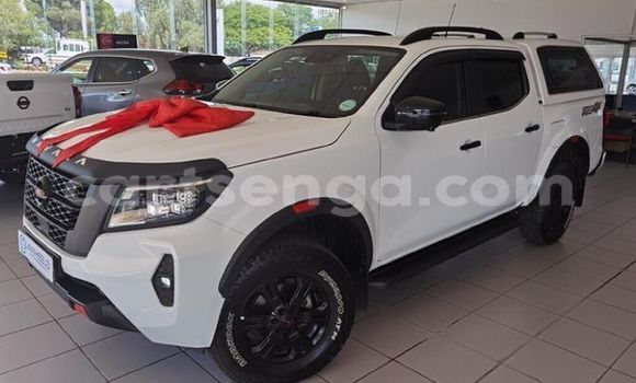 Acheter Occasion Voiture Nissan Navara Blanc à Ezulwini, Hhohho Acheter Occasion Voiture Nissan Navara Blanc à Ezulwini, Hhohho