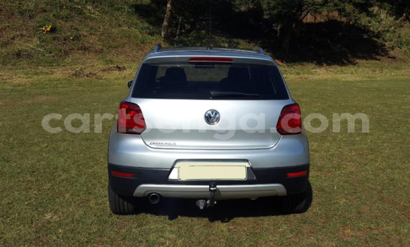 Nunua Ilio tumika Volkswagen Polo Silver Gari ndani ya Ngomane nchini Wilaya ya Lubombo Nunua Ilio tumika Volkswagen Polo Silver Gari ndani ya Ngomane nchini Wilaya ya Lubombo