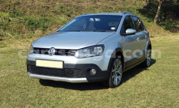 Nunua Ilio tumika Volkswagen Polo Silver Gari ndani ya Ngomane nchini Wilaya ya Lubombo Nunua Ilio tumika Volkswagen Polo Silver Gari ndani ya Ngomane nchini Wilaya ya Lubombo