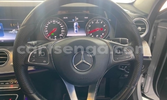 Buy Used Mercedes‒Benz E–Class Silver Car in Ezulwini in Hhohho Buy Used Mercedes‒Benz E–Class Silver Car in Ezulwini in Hhohho