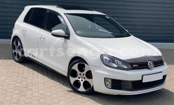 Buy Used Volkswagen Golf GTI White Car in Mbabane in Manzini Buy Used Volkswagen Golf GTI White Car in Mbabane in Manzini