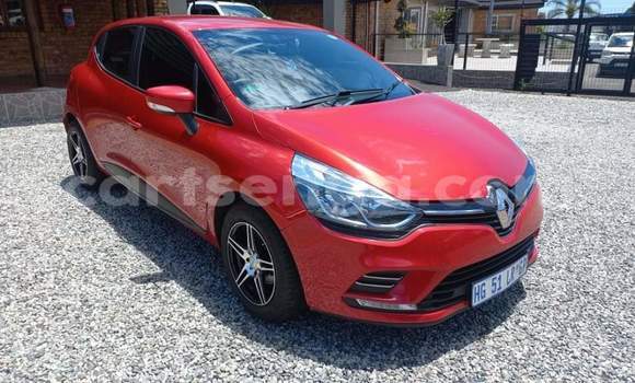 Buy Used Renault Clio Red Car in Vuvulane in Lubombo District Buy Used Renault Clio Red Car in Vuvulane in Lubombo District