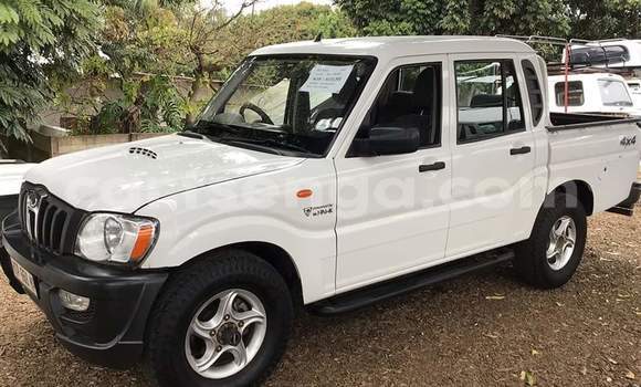 Buy Used Mahindra Scorpio White Car in Bulembu in Hhohho Buy Used Mahindra Scorpio White Car in Bulembu in Hhohho