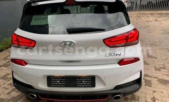 Buy Used Hyundai i30 White Car in Mbabane in Manzini Buy Used Hyundai i30 White Car in Mbabane in Manzini