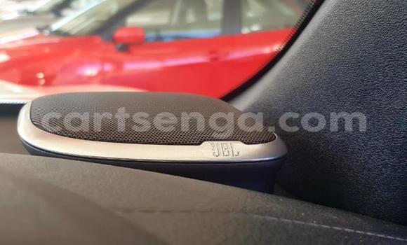 Buy Used Toyota Hilux White Car in Ezulwini in Hhohho Buy Used Toyota Hilux White Car in Ezulwini in Hhohho