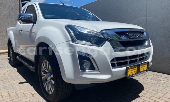 Buy Used Isuzu KB White Car in Big Bend in Lubombo District Buy Used Isuzu KB White Car in Big Bend in Lubombo District