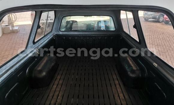 Nunua Ilio tumika Nissan Hardbody White Gari ndani ya Big Bend nchini Lubombo Nunua Ilio tumika Nissan Hardbody White Gari ndani ya Big Bend nchini Lubombo