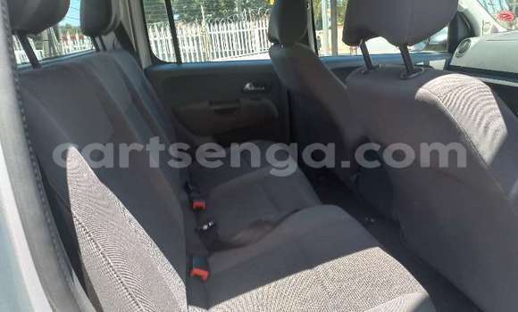 Nunua Ilio tumika Volkswagen Amarok Silver Gari ndani ya Ezulwini nchini Hhohho Nunua Ilio tumika Volkswagen Amarok Silver Gari ndani ya Ezulwini nchini Hhohho