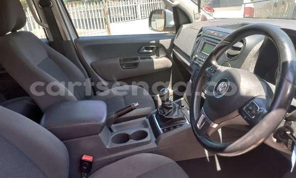 Nunua Ilio tumika Volkswagen Amarok Silver Gari ndani ya Ezulwini nchini Hhohho Nunua Ilio tumika Volkswagen Amarok Silver Gari ndani ya Ezulwini nchini Hhohho