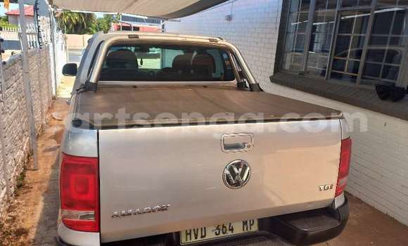 Nunua Ilio tumika Volkswagen Amarok Silver Gari ndani ya Ezulwini nchini Hhohho Nunua Ilio tumika Volkswagen Amarok Silver Gari ndani ya Ezulwini nchini Hhohho