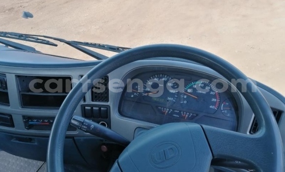 Nunua Ilio tumika Nissan UD White Lori ndani ya Ezulwini nchini Hhohho Nunua Ilio tumika Nissan UD White Lori ndani ya Ezulwini nchini Hhohho