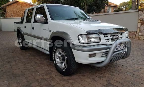 Buy Used Isuzu KB White Car in Ezulwini in Hhohho Buy Used Isuzu KB White Car in Ezulwini in Hhohho