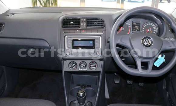Buy Used Volkswagen Polo Silver Car in Ezulwini in Hhohho Buy Used Volkswagen Polo Silver Car in Ezulwini in Hhohho