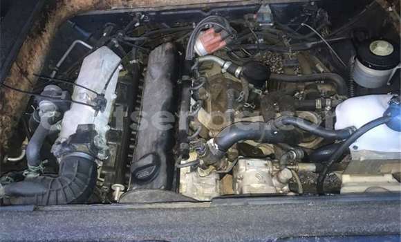 Nunua Ilio tumika Volkswagen Caravelle Blue Gari ndani ya Ezulwini nchini Hhohho Nunua Ilio tumika Volkswagen Caravelle Blue Gari ndani ya Ezulwini nchini Hhohho