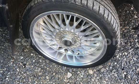 Nunua Ilio tumika Volkswagen Caravelle Blue Gari ndani ya Ezulwini nchini Hhohho Nunua Ilio tumika Volkswagen Caravelle Blue Gari ndani ya Ezulwini nchini Hhohho