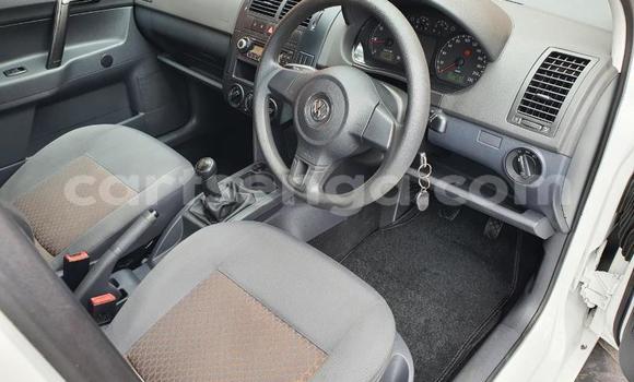 Nunua Ilio tumika Volkswagen Polo White Gari ndani ya Hlatikulu nchini Wilaya ya Shiselweni Nunua Ilio tumika Volkswagen Polo White Gari ndani ya Hlatikulu nchini Wilaya ya Shiselweni