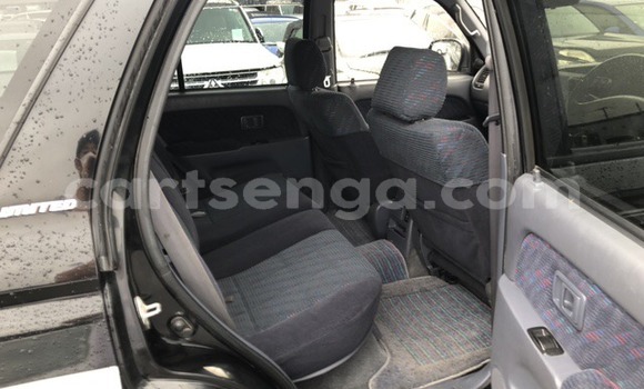 Nunua Ilio tumika Toyota Surf Blue Gari ndani ya Big Bend nchini Wilaya ya Lubombo Nunua Ilio tumika Toyota Surf Blue Gari ndani ya Big Bend nchini Wilaya ya Lubombo