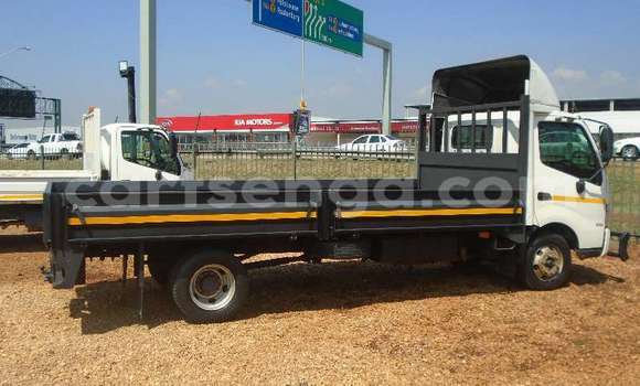 Buy Used Hino 300 Series White Truck in Mbabane in Manzini Buy Used Hino 300 Series White Truck in Mbabane in Manzini