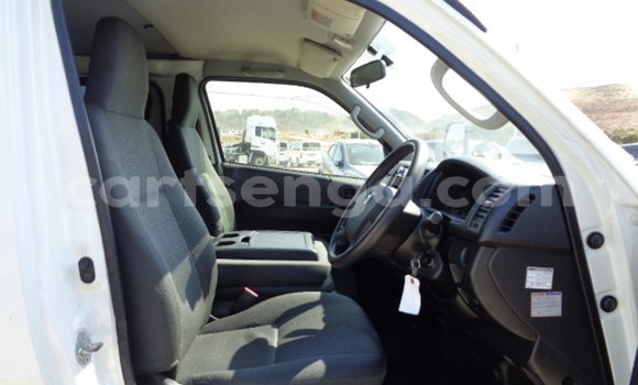 Acheter Occasion Voiture Toyota Hiace Blanc à Big Bend, Lubombo District Acheter Occasion Voiture Toyota Hiace Blanc à Big Bend, Lubombo District