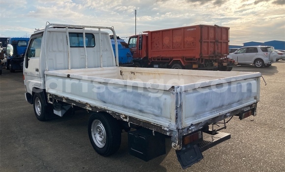 Nunua Ilio tumika Toyota Dyna White Lori ndani ya Big Bend nchini Wilaya ya Lubombo Nunua Ilio tumika Toyota Dyna White Lori ndani ya Big Bend nchini Wilaya ya Lubombo