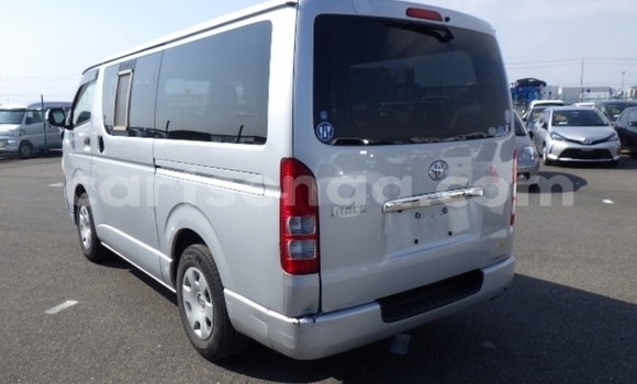 Acheter Occasion Voiture Toyota Hiace Gris à Big Bend, Lubombo District Acheter Occasion Voiture Toyota Hiace Gris à Big Bend, Lubombo District