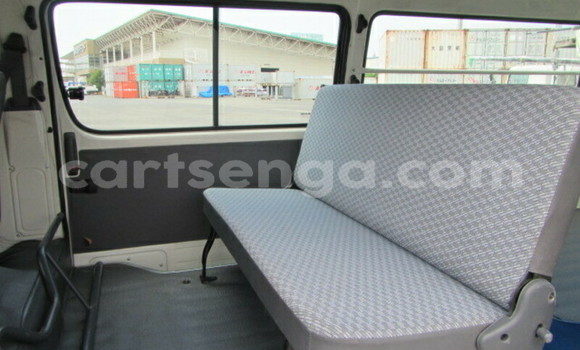 Acheter Occasion Voiture Toyota Hiace Blanc à Big Bend, Lubombo District Acheter Occasion Voiture Toyota Hiace Blanc à Big Bend, Lubombo District