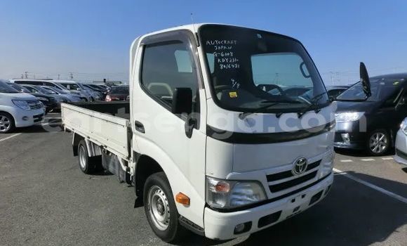 Acheter Occasion Utilitaire Toyota Dyna Blanc à Big Bend, Lubombo District Acheter Occasion Utilitaire Toyota Dyna Blanc à Big Bend, Lubombo District