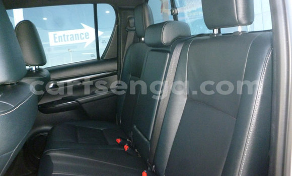 Buy Used Toyota Hilux Black Car in Mbabane in Manzini Buy Used Toyota Hilux Black Car in Mbabane in Manzini