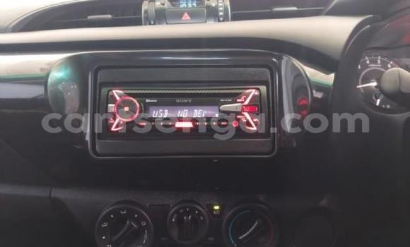 Acheter Occasion Voiture Toyota Hilux Blanc à Big Bend, Lubombo District Acheter Occasion Voiture Toyota Hilux Blanc à Big Bend, Lubombo District