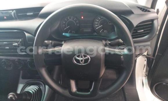 Acheter Occasion Voiture Toyota Hilux Blanc à Big Bend, Lubombo District Acheter Occasion Voiture Toyota Hilux Blanc à Big Bend, Lubombo District