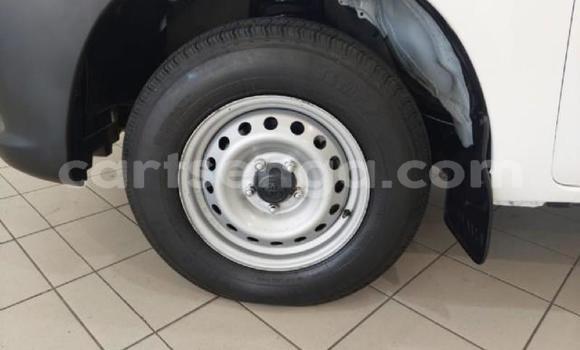 Acheter Occasion Voiture Toyota Hilux Blanc à Big Bend, Lubombo District Acheter Occasion Voiture Toyota Hilux Blanc à Big Bend, Lubombo District