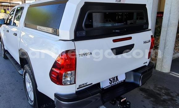 Nunua Ilio tumika Toyota Hilux White Gari ndani ya Big Bend nchini Wilaya ya Lubombo Nunua Ilio tumika Toyota Hilux White Gari ndani ya Big Bend nchini Wilaya ya Lubombo