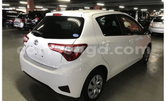 Buy Used Toyota Vitz White Car in Bulembu in Hhohho Buy Used Toyota Vitz White Car in Bulembu in Hhohho