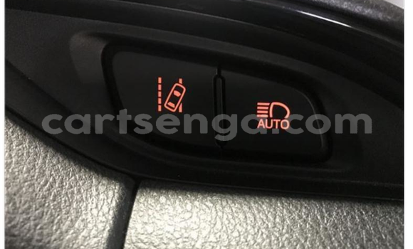 Buy Used Toyota Vitz White Car in Bulembu in Hhohho Buy Used Toyota Vitz White Car in Bulembu in Hhohho