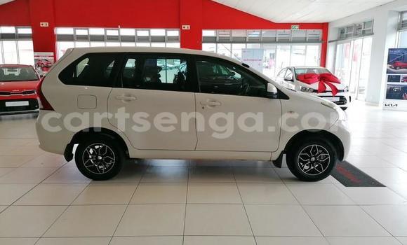 Nunua Ilio tumika Toyota Avanza White Gari ndani ya Big Bend nchini Lubombo Nunua Ilio tumika Toyota Avanza White Gari ndani ya Big Bend nchini Lubombo