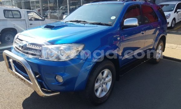Buy Used Toyota Fortuner Blue Car in Mbabane in Manzini Buy Used Toyota Fortuner Blue Car in Mbabane in Manzini