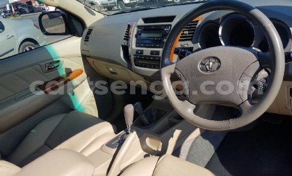 Buy Used Toyota Fortuner Blue Car in Mbabane in Manzini Buy Used Toyota Fortuner Blue Car in Mbabane in Manzini